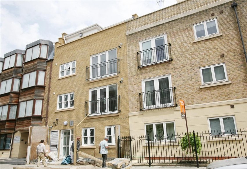 Images for Cosmo Apartments, Westport Street, Stepney Green, London