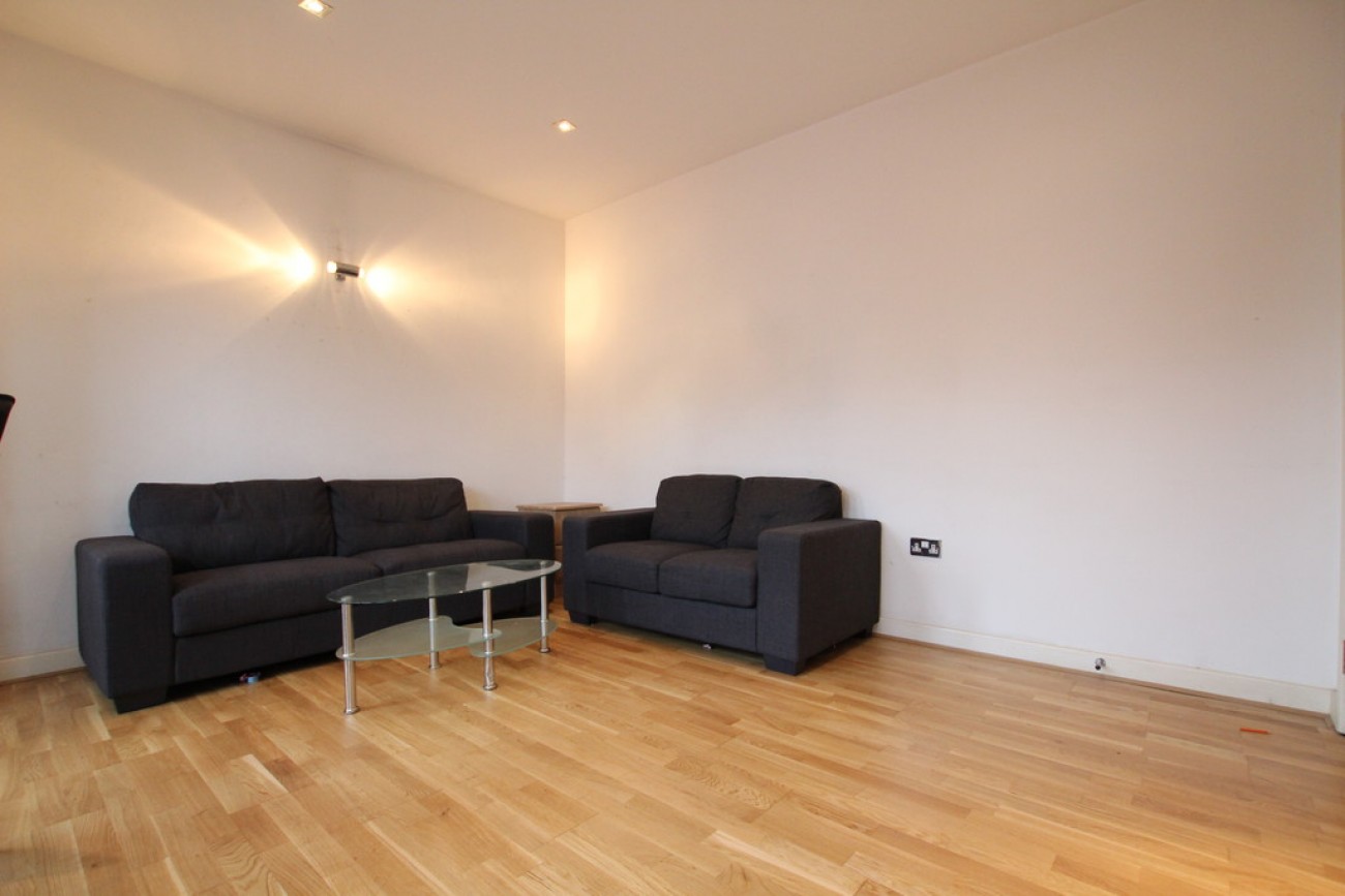 Images for Green Lane, Ilford, Essex EAID:6a0eb5e1f7ec2ab39e5f31507930d009 BID:1