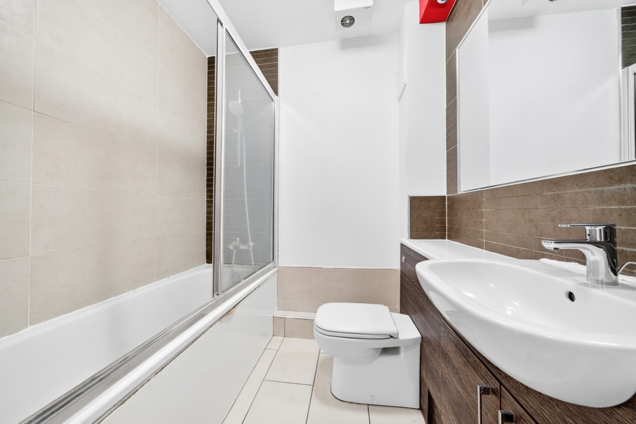 Images for Green Lane, Ilford, Essex EAID:6a0eb5e1f7ec2ab39e5f31507930d009 BID:1