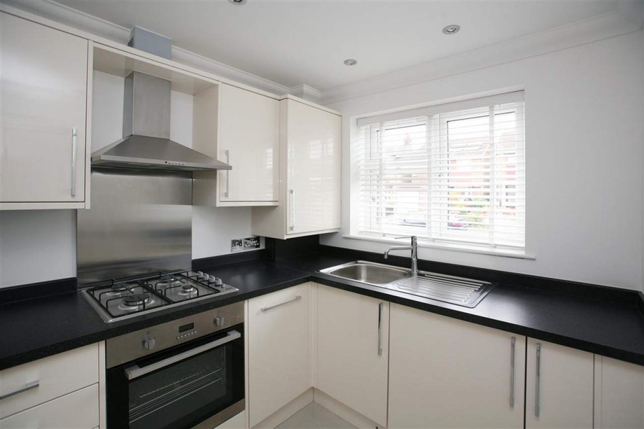 Images for Fairview Drive, Chigwell EAID:6a0eb5e1f7ec2ab39e5f31507930d009 BID:1
