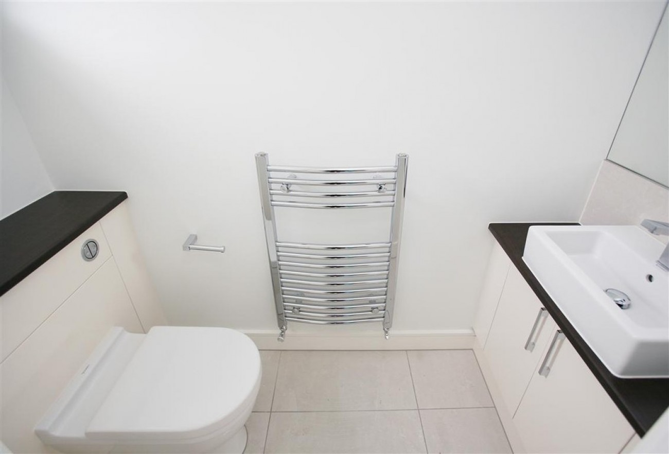 Images for Fairview Drive, Chigwell EAID:6a0eb5e1f7ec2ab39e5f31507930d009 BID:1