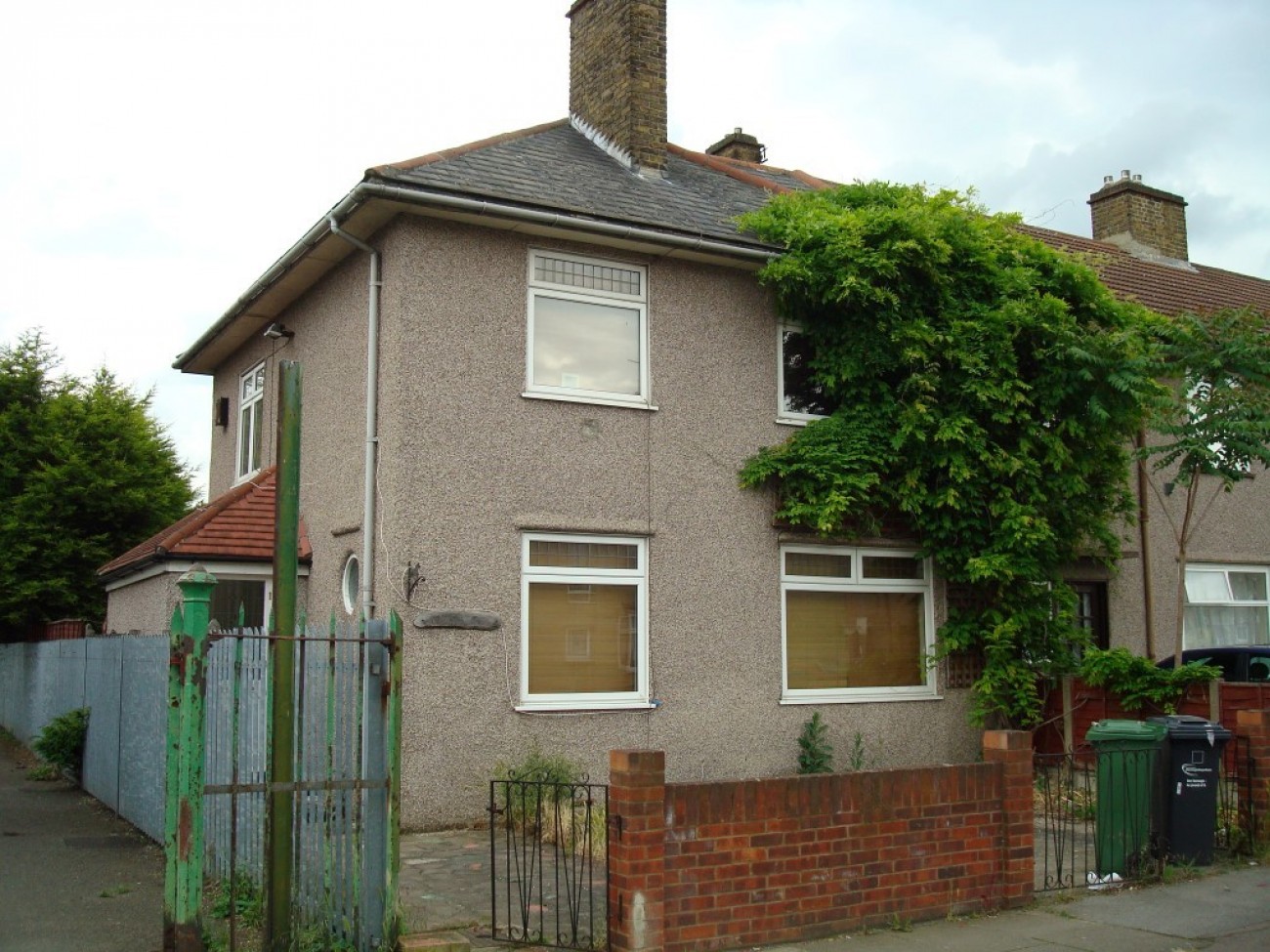 Images for Gainsborough Road, Dagenham EAID:6a0eb5e1f7ec2ab39e5f31507930d009 BID:1