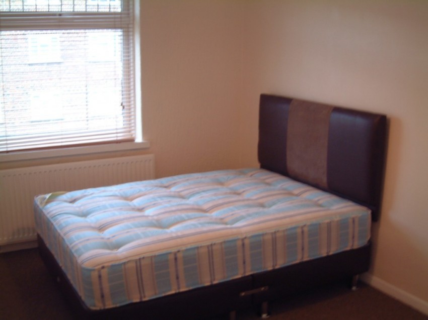 Images for Gainsborough Road, Dagenham