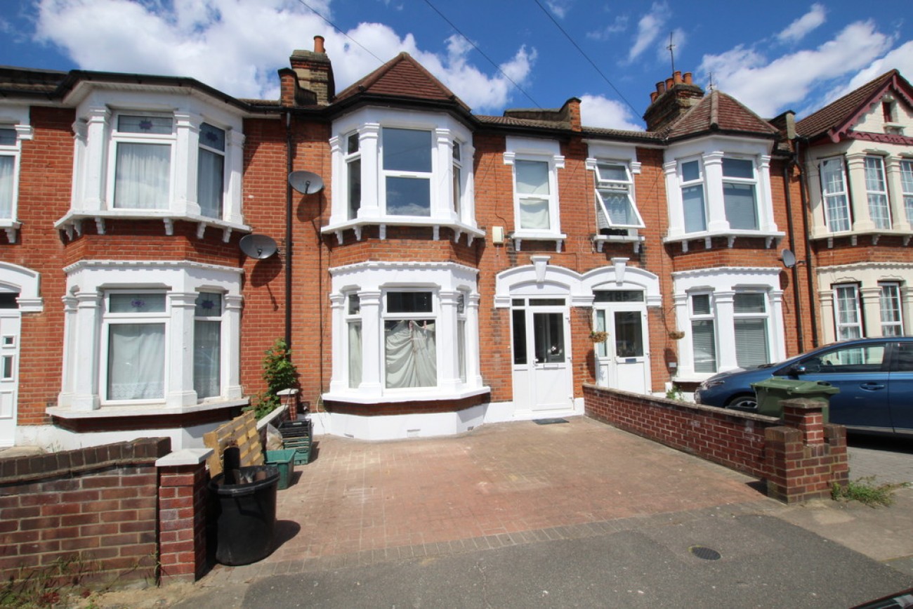 Images for Ilford, Essex EAID:6a0eb5e1f7ec2ab39e5f31507930d009 BID:1