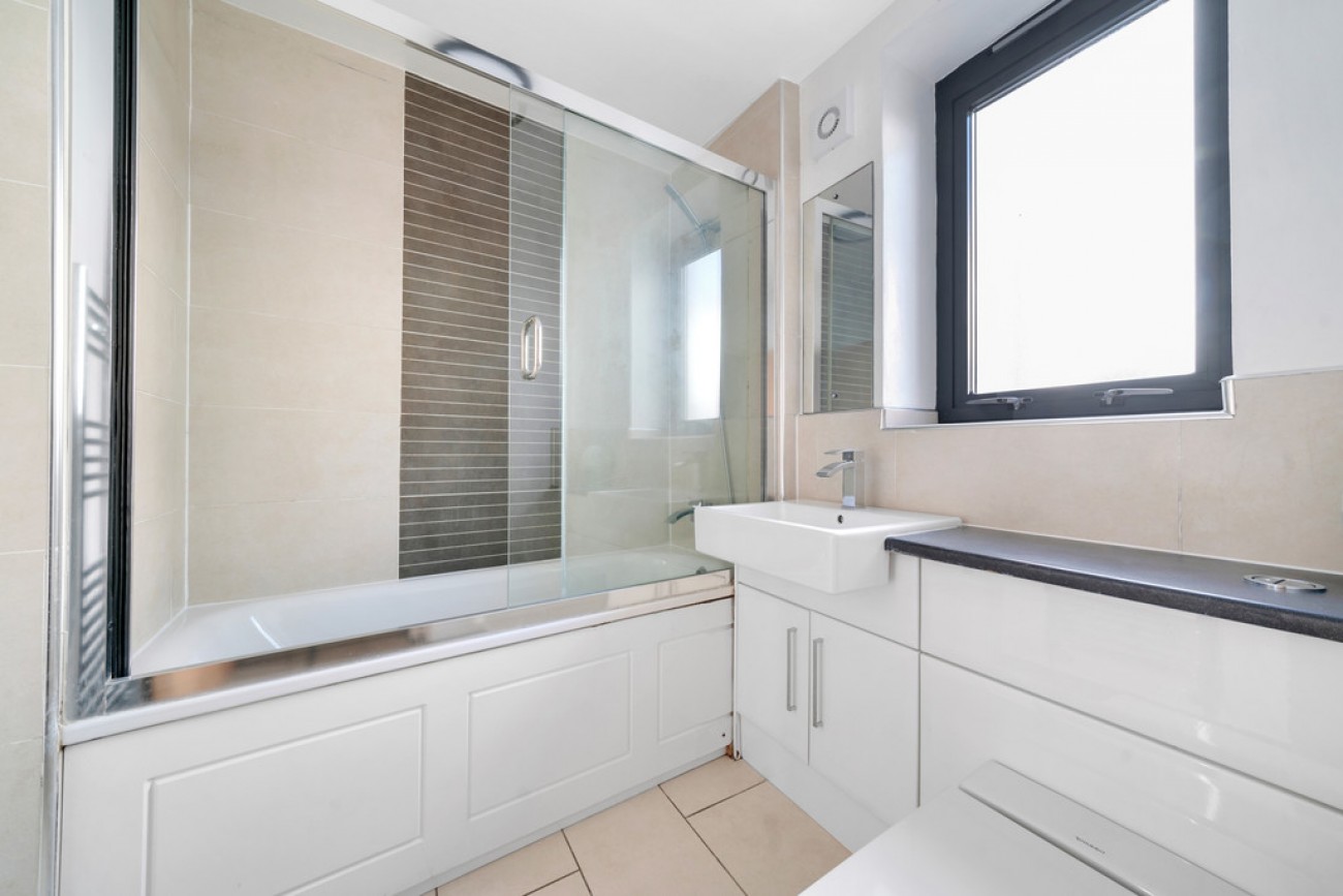 Images for Jacob Mansions, Umberston Street, Whitechapel, London EAID:6a0eb5e1f7ec2ab39e5f31507930d009 BID:1