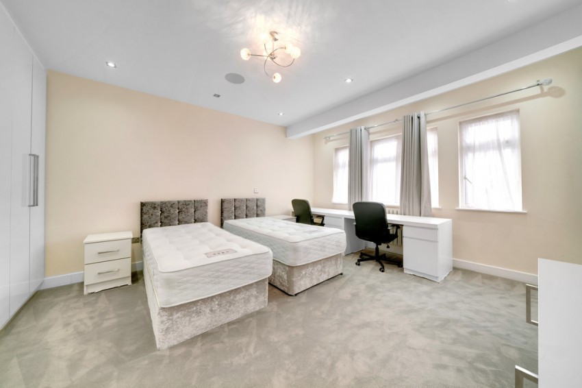 Images for Saddlescombe Way, London