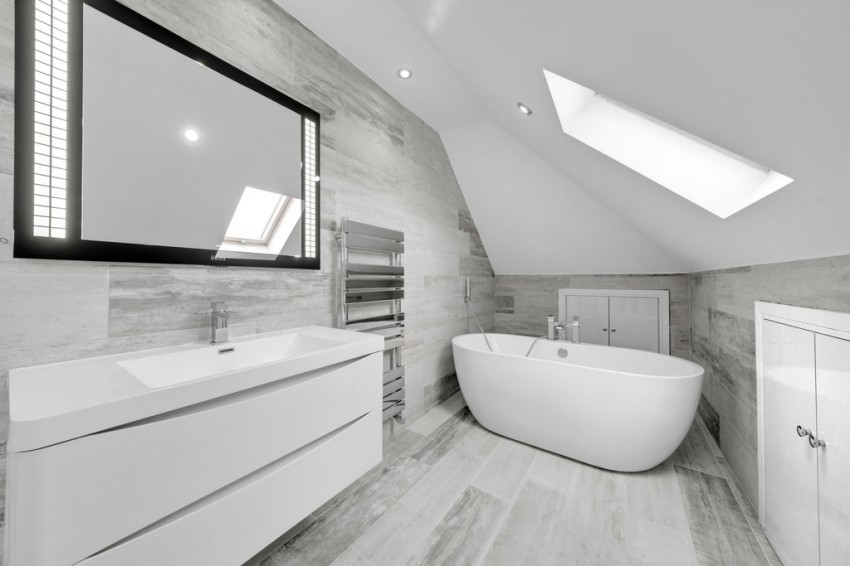 Images for Saddlescombe Way, London