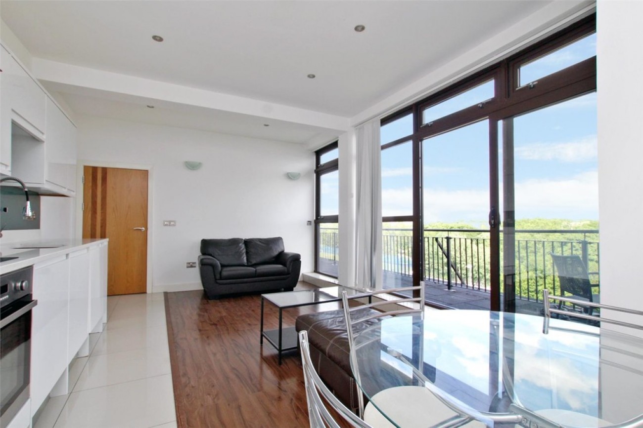 Images for Copperfield Road, London EAID:6a0eb5e1f7ec2ab39e5f31507930d009 BID:1