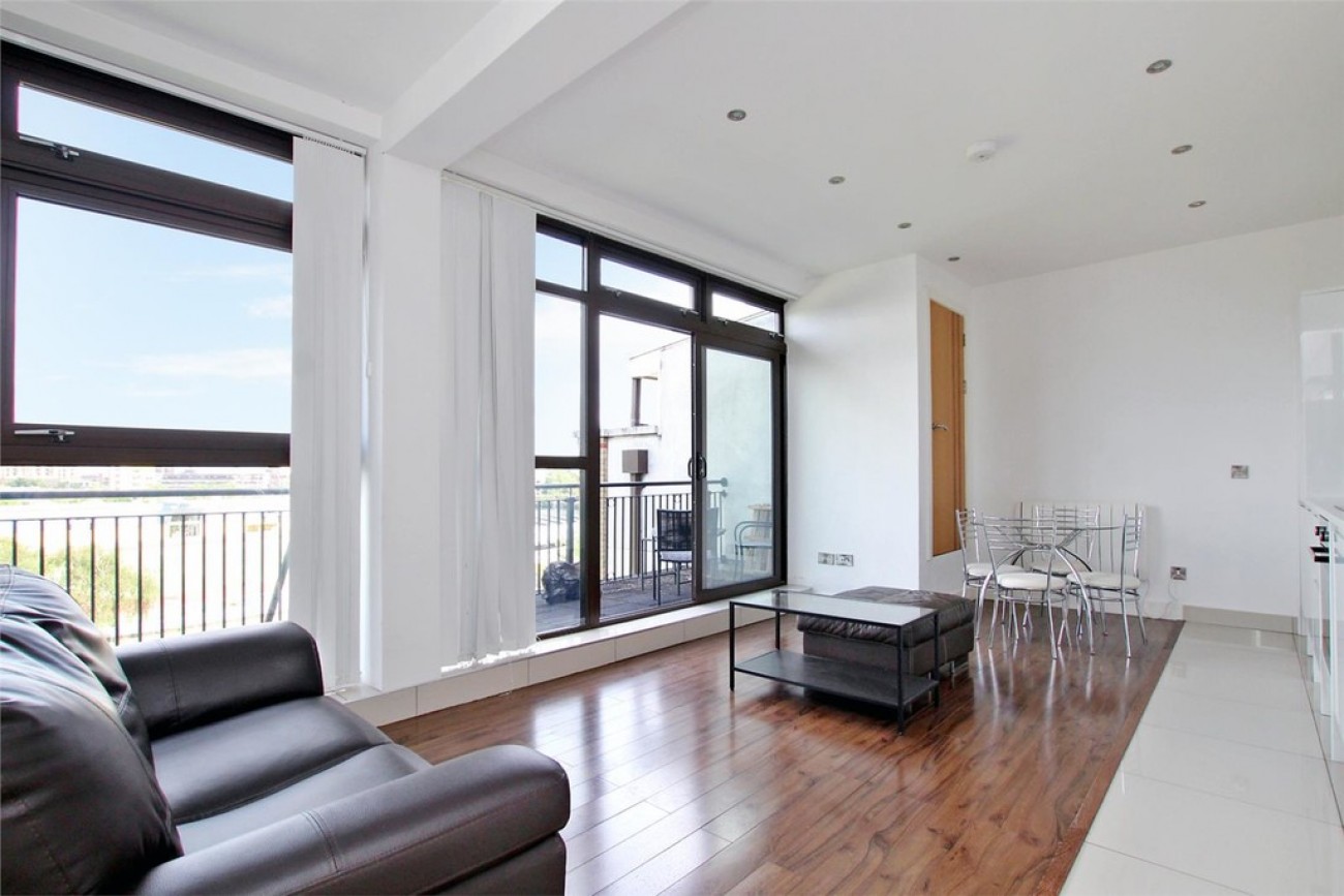 Images for Copperfield Road, London EAID:6a0eb5e1f7ec2ab39e5f31507930d009 BID:1