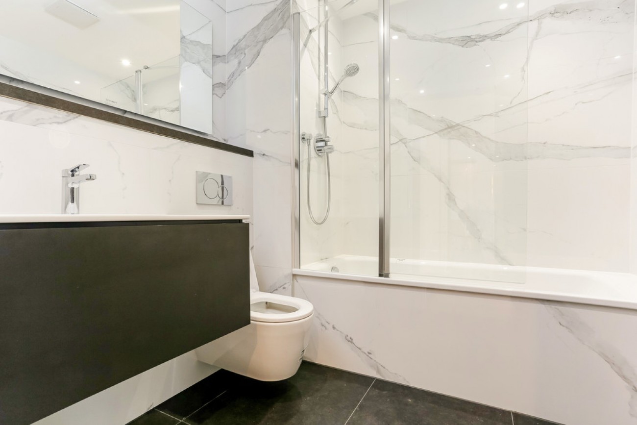 Images for Karam Court, Commercial Road, Whitechapel, London EAID:6a0eb5e1f7ec2ab39e5f31507930d009 BID:1