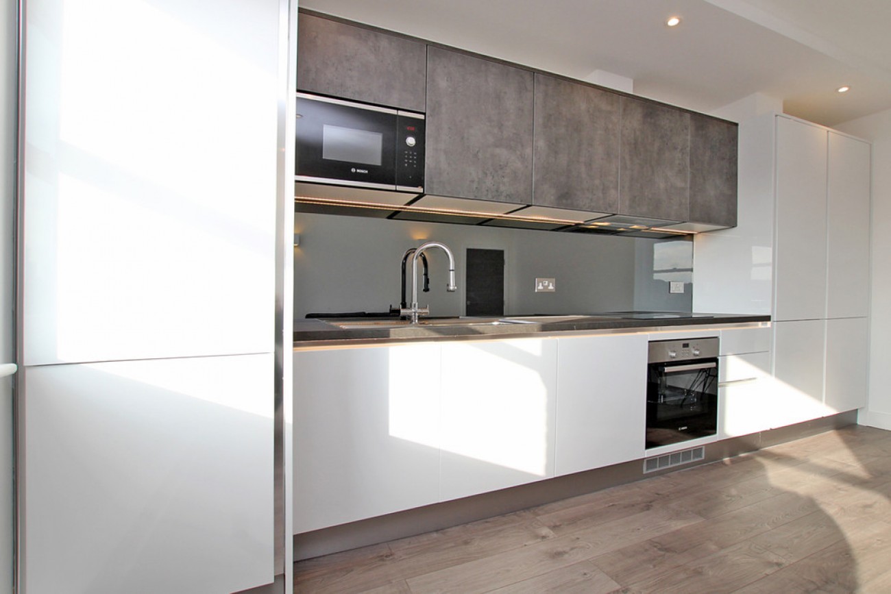 Images for Karam Court, Commercial Road, Whitechapel, London EAID:6a0eb5e1f7ec2ab39e5f31507930d009 BID:1