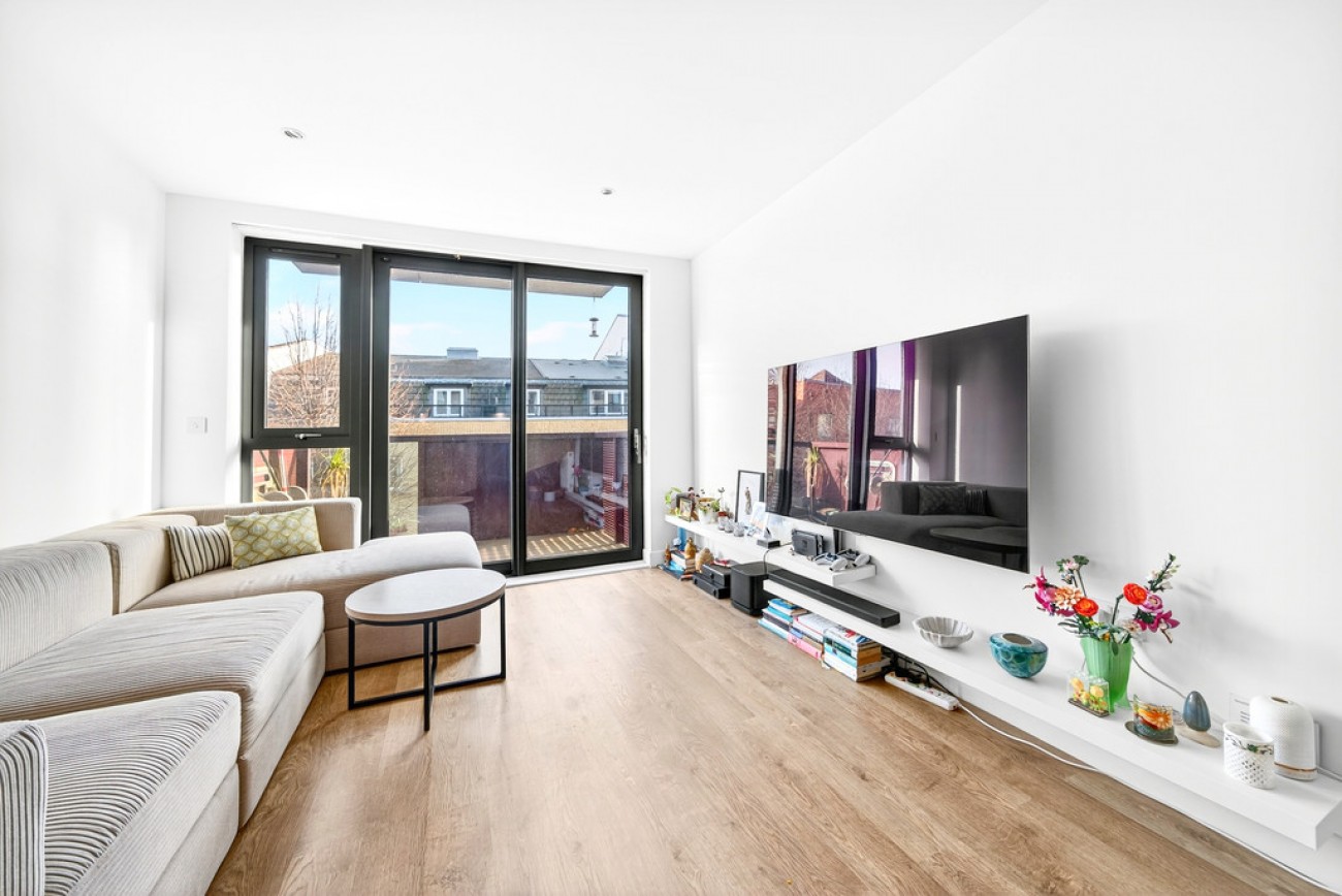 Images for Bovet Court, Harford Street, Stpeney, London EAID:6a0eb5e1f7ec2ab39e5f31507930d009 BID:1