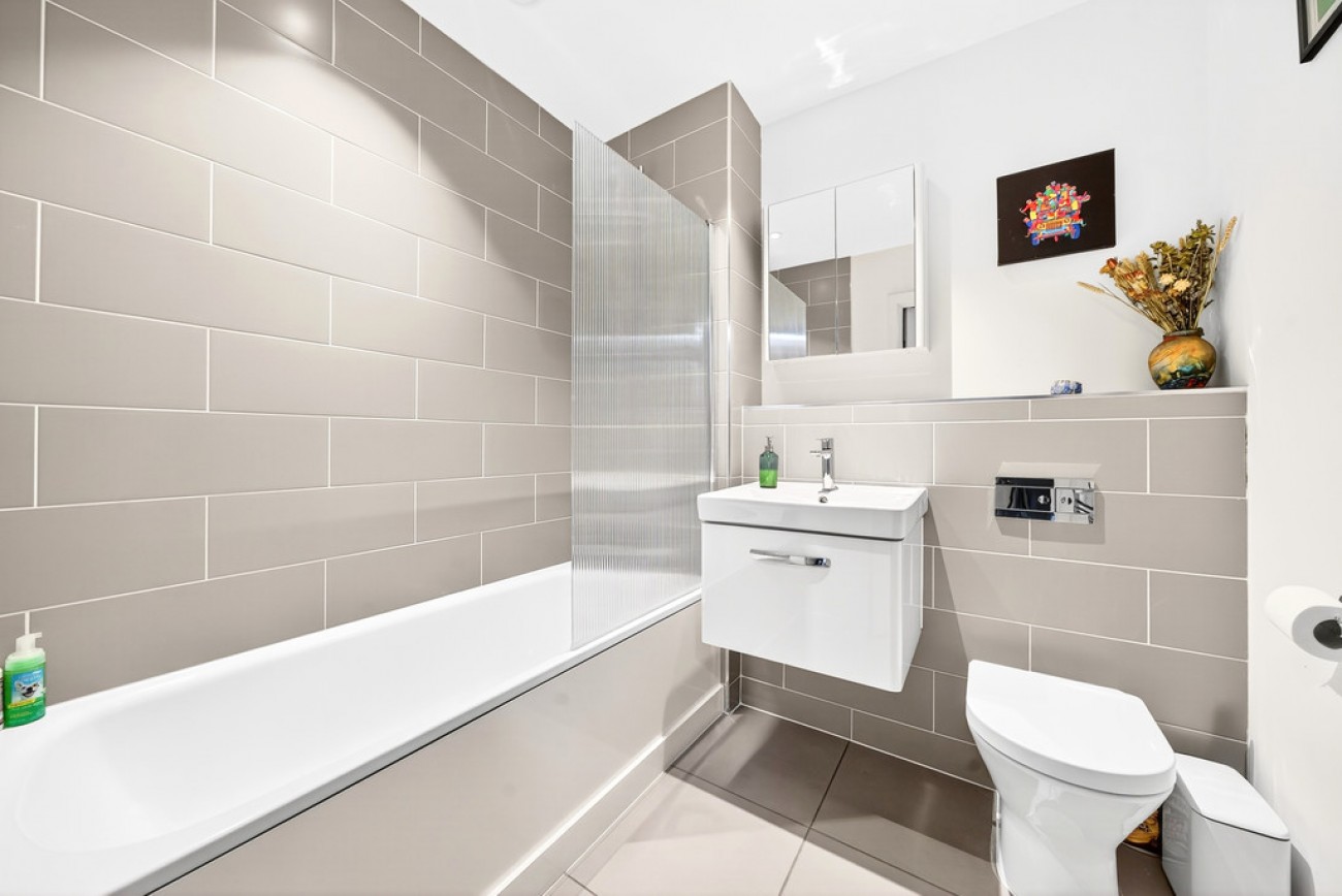 Images for Bovet Court, Harford Street, Stpeney, London EAID:6a0eb5e1f7ec2ab39e5f31507930d009 BID:1