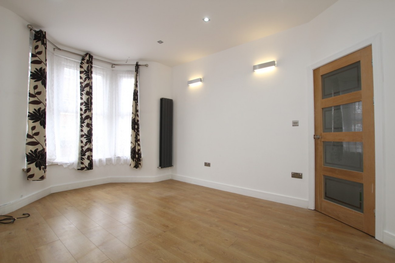 Images for Little Ilford Lane, London EAID:6a0eb5e1f7ec2ab39e5f31507930d009 BID:1