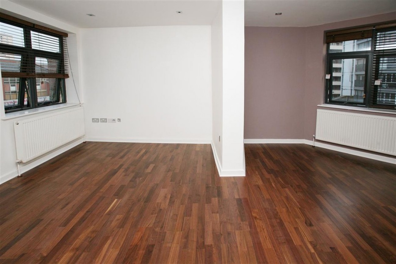 Images for Jacob Mansions, Umberston Street, Whitechapel, London EAID:6a0eb5e1f7ec2ab39e5f31507930d009 BID:1