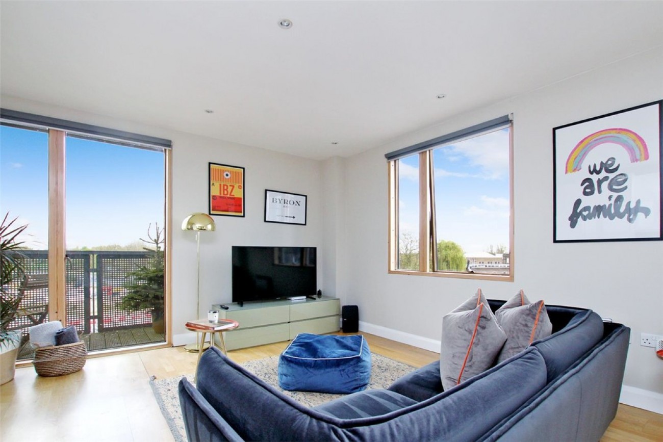 Images for Three Mill Lane, London EAID:6a0eb5e1f7ec2ab39e5f31507930d009 BID:1