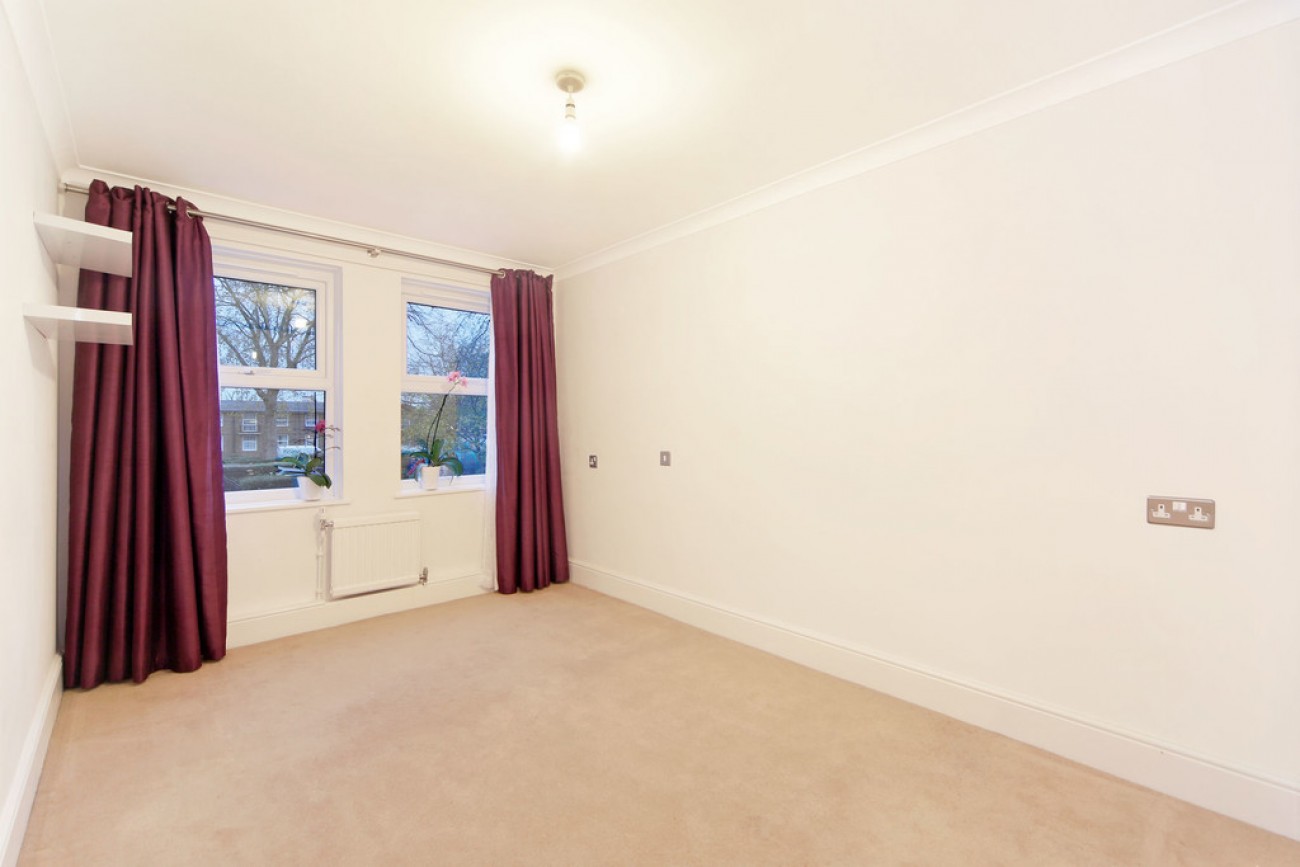 Images for Morecambe Close, London EAID:6a0eb5e1f7ec2ab39e5f31507930d009 BID:2