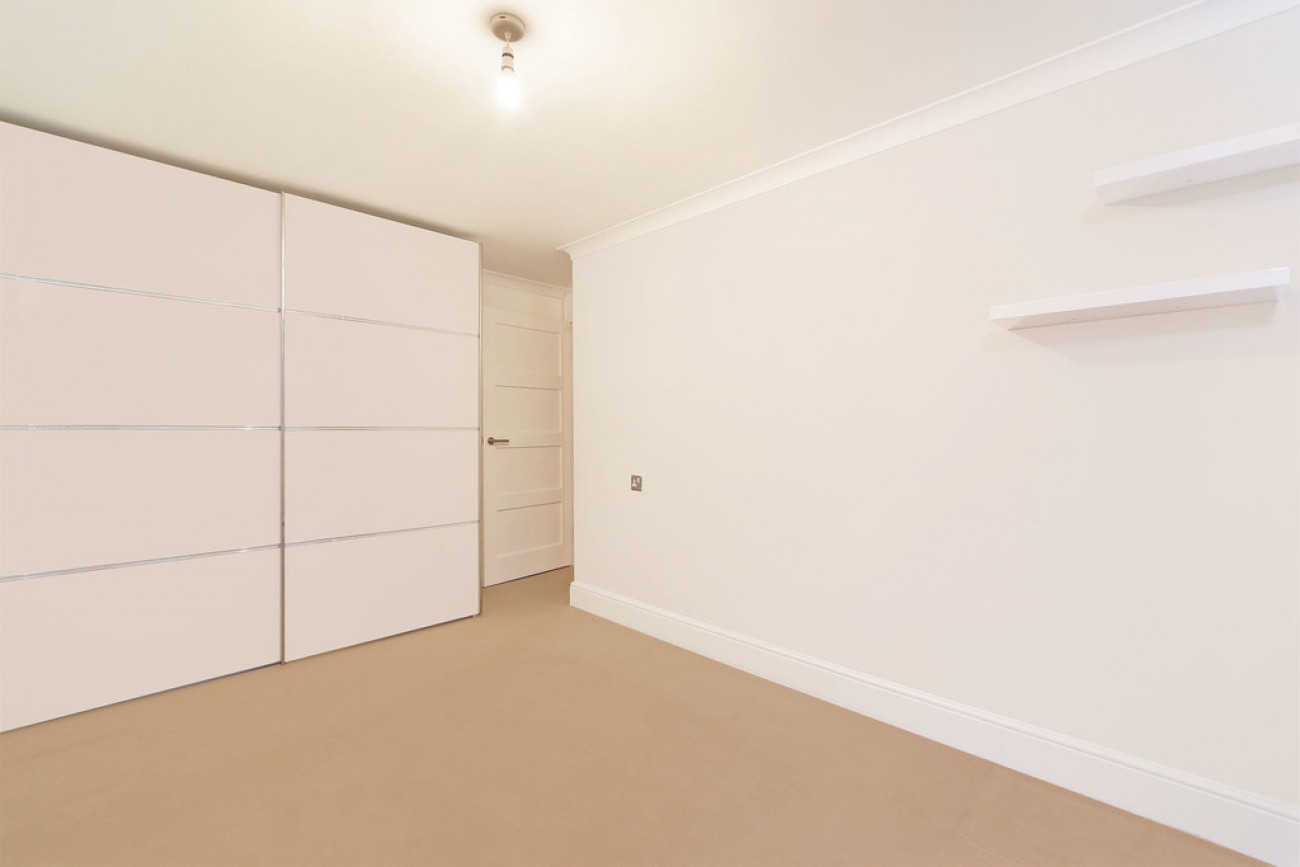 Images for Morecambe Close, London EAID:6a0eb5e1f7ec2ab39e5f31507930d009 BID:2