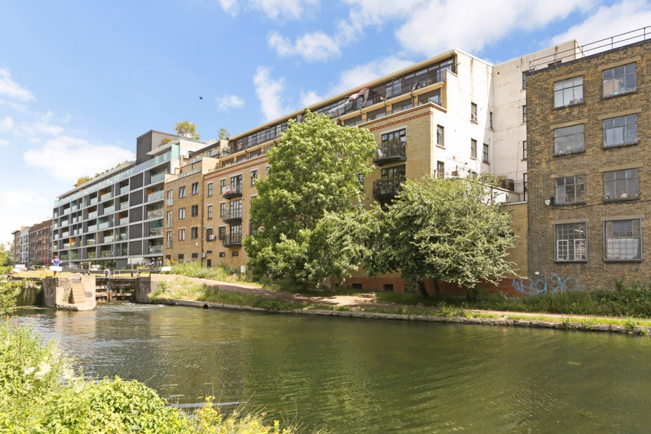 Images for Copperfield Road, Mile End, London EAID:6a0eb5e1f7ec2ab39e5f31507930d009 BID:1