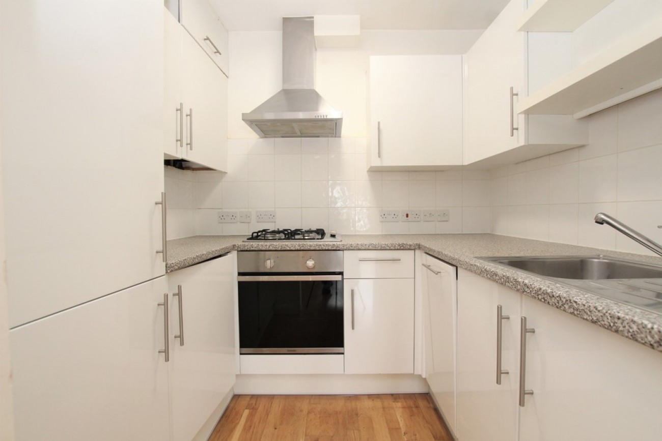 Images for Lighthouse Apartments, Commercial Road, London EAID:6a0eb5e1f7ec2ab39e5f31507930d009 BID:1