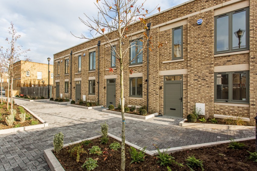 Images for Krupa Mews, Wakeling Street, Limehouse