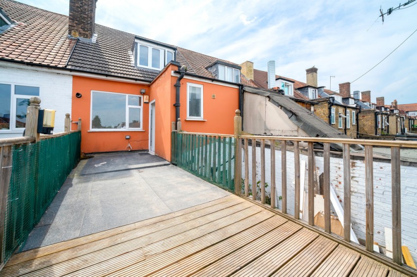 Images for Wood Lane, Dagenham, Essex