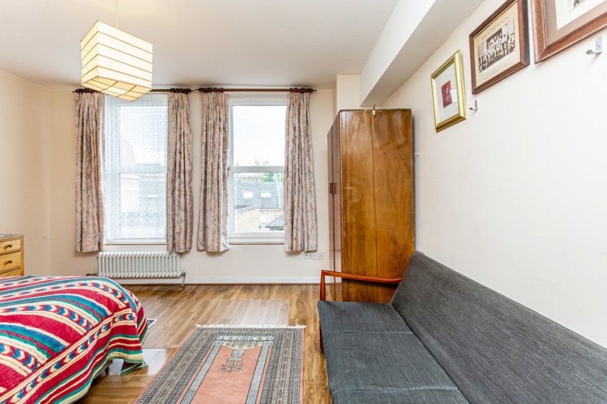 Images for Hayfield Yard