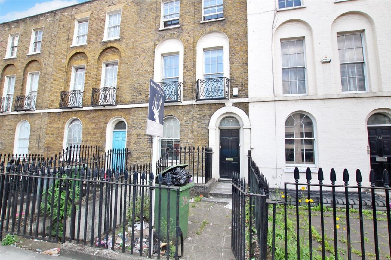 Images for Commercial Road, London EAID:6a0eb5e1f7ec2ab39e5f31507930d009 BID:2