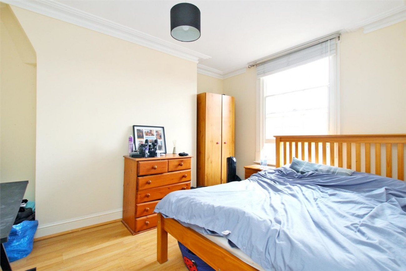 Images for Commercial Road, London EAID:6a0eb5e1f7ec2ab39e5f31507930d009 BID:2