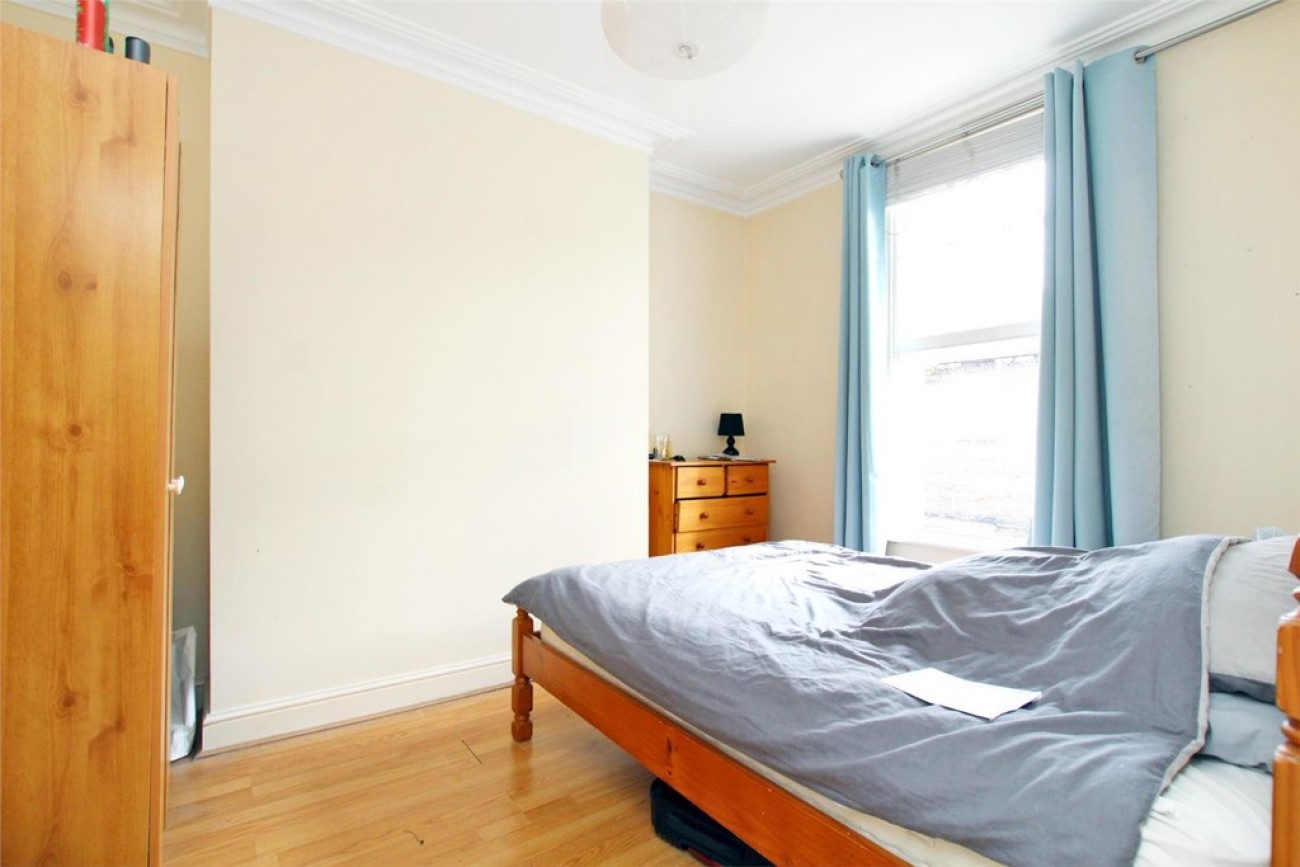 Images for Commercial Road, London EAID:6a0eb5e1f7ec2ab39e5f31507930d009 BID:2