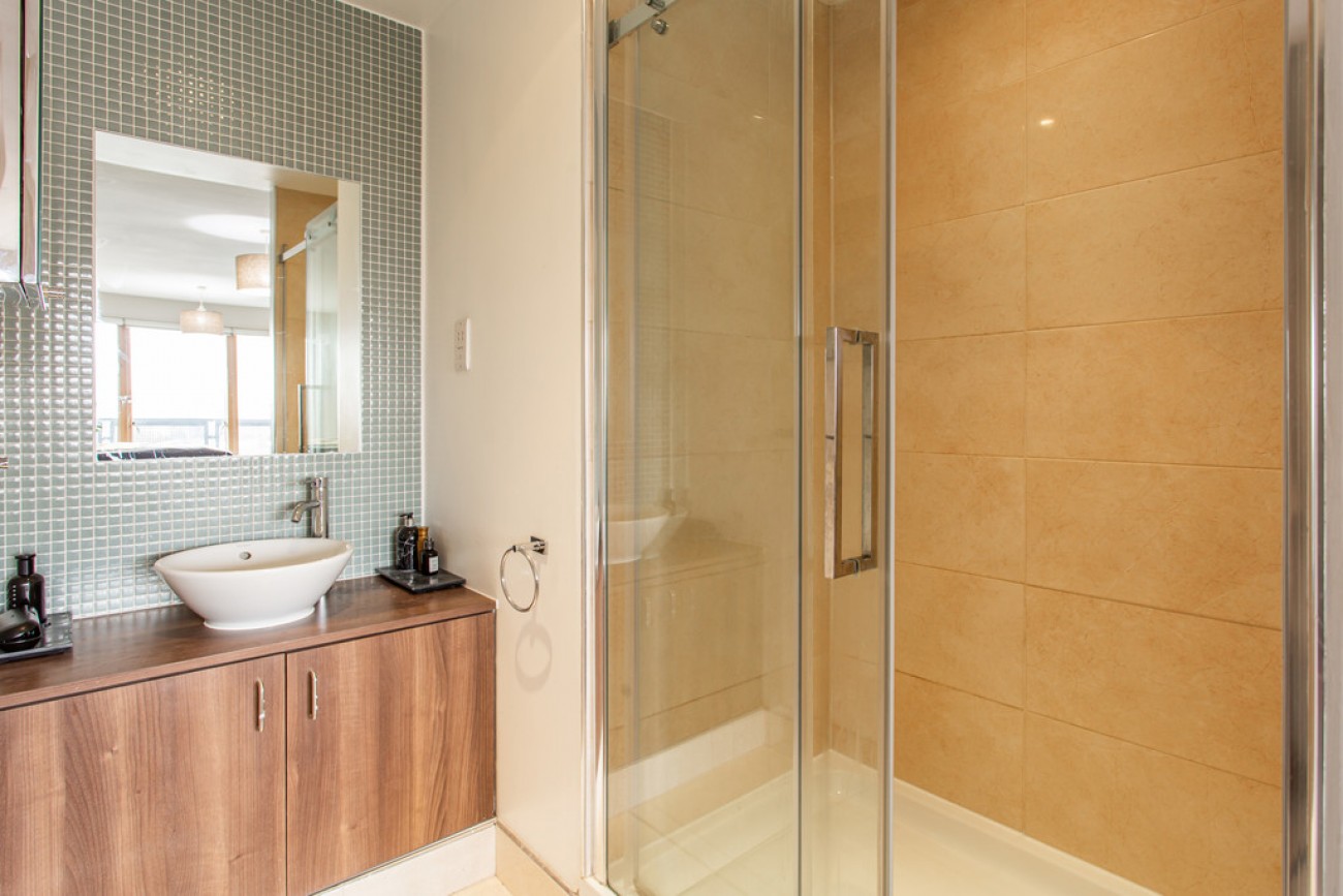 Images for Island House, Three Mill Lane EAID:6a0eb5e1f7ec2ab39e5f31507930d009 BID:2