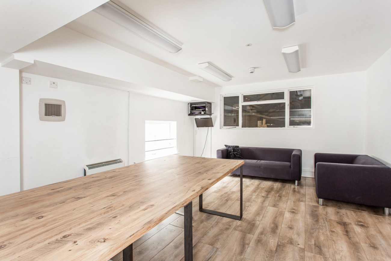 Images for Bastwick Street, London EAID:6a0eb5e1f7ec2ab39e5f31507930d009 BID:2