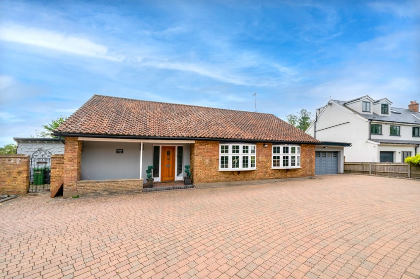 Images for Mount Road, Fiddlers Hamlet, Epping, CM16