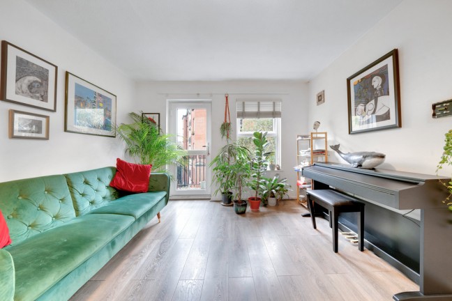 Morecambe Close, London