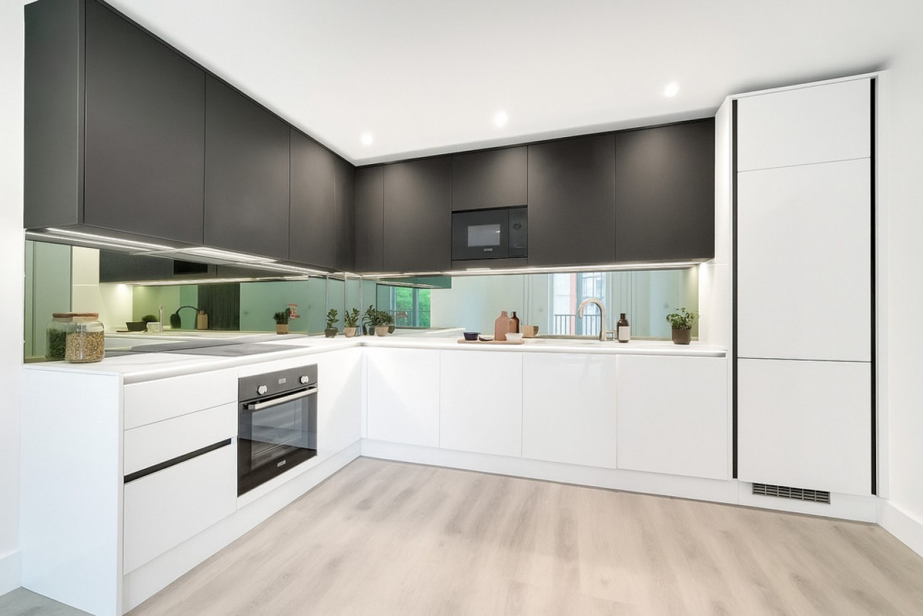 Images for Sidney Street, Whitechapel, London EAID:6a0eb5e1f7ec2ab39e5f31507930d009 BID:1