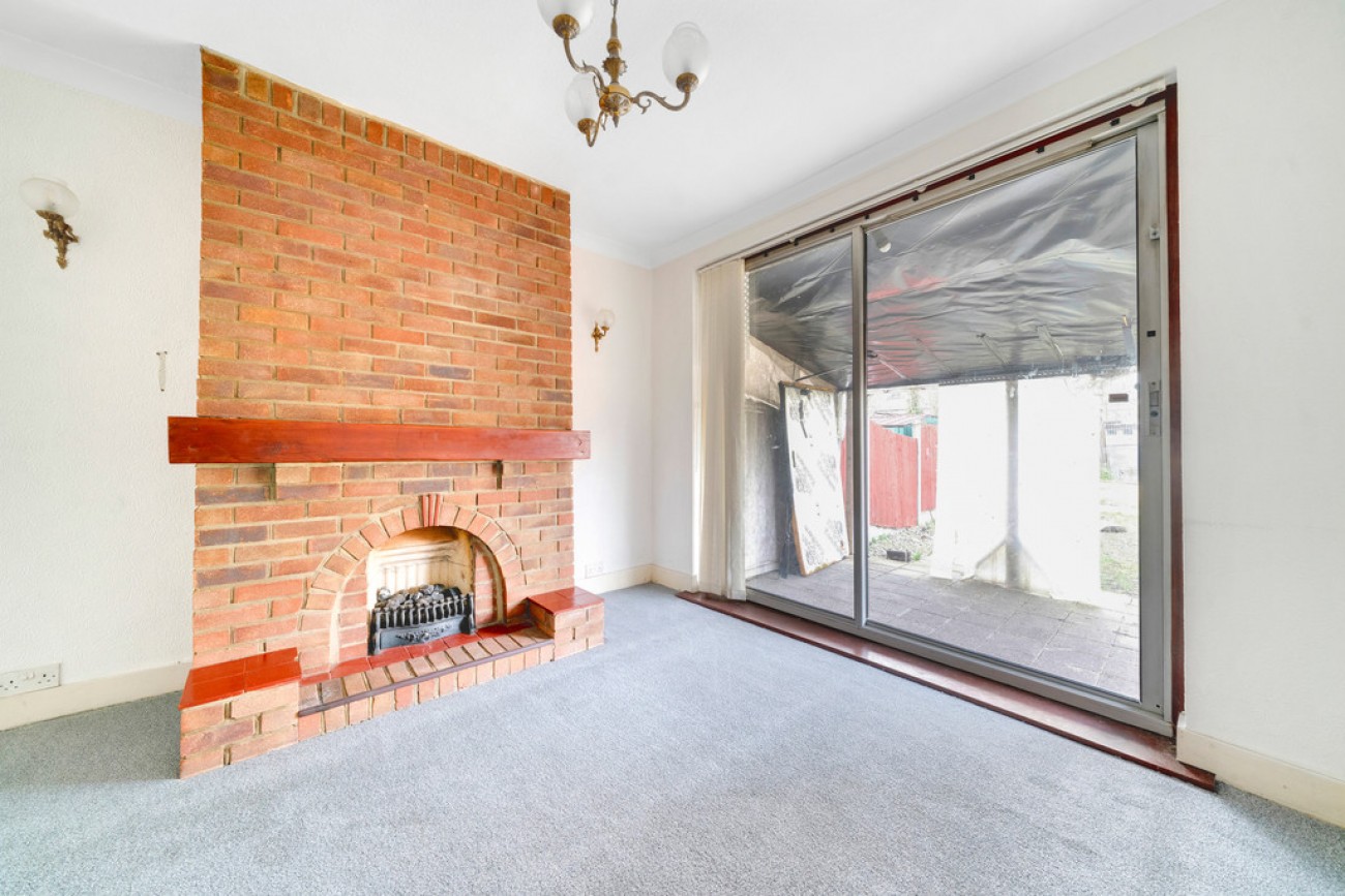 Images for Newham Way, London EAID:6a0eb5e1f7ec2ab39e5f31507930d009 BID:1
