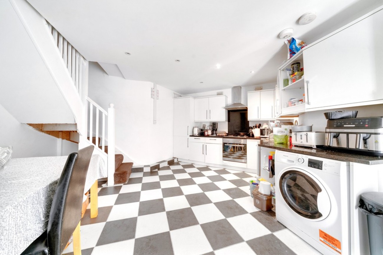 Images for Whipps Cross Road EAID:6a0eb5e1f7ec2ab39e5f31507930d009 BID:2