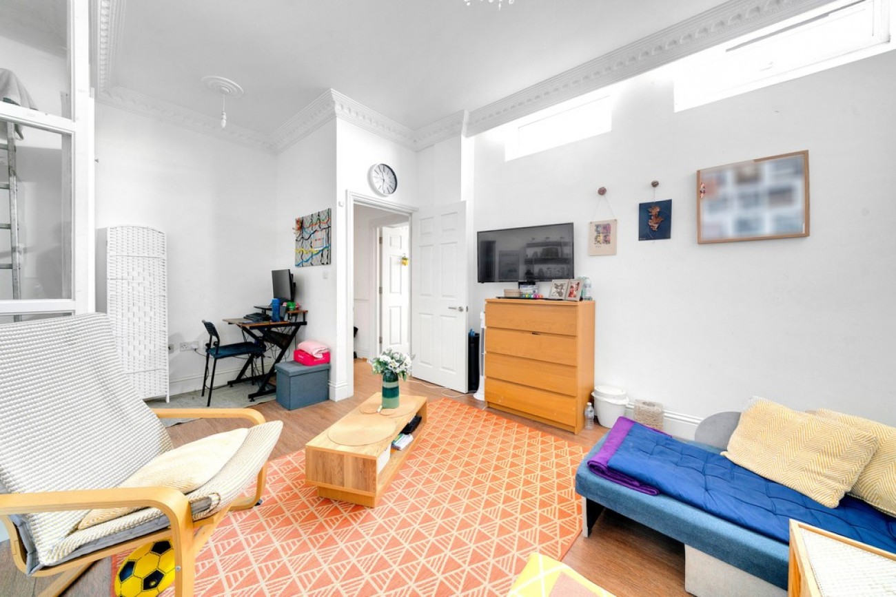 Images for Whipps Cross Road, London EAID:6a0eb5e1f7ec2ab39e5f31507930d009 BID:2