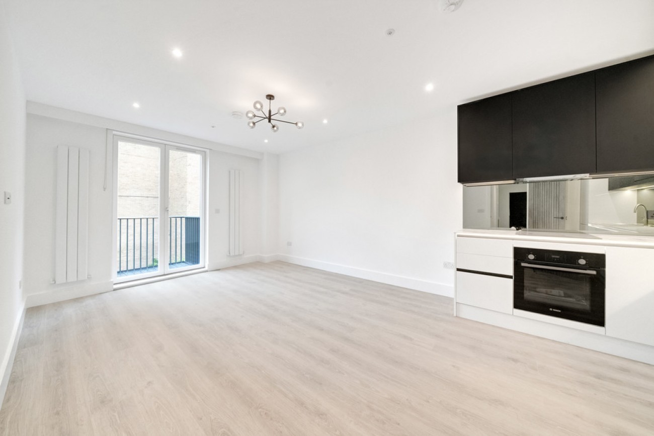 Images for Sidney Street, Whitechapel, London EAID:6a0eb5e1f7ec2ab39e5f31507930d009 BID:1