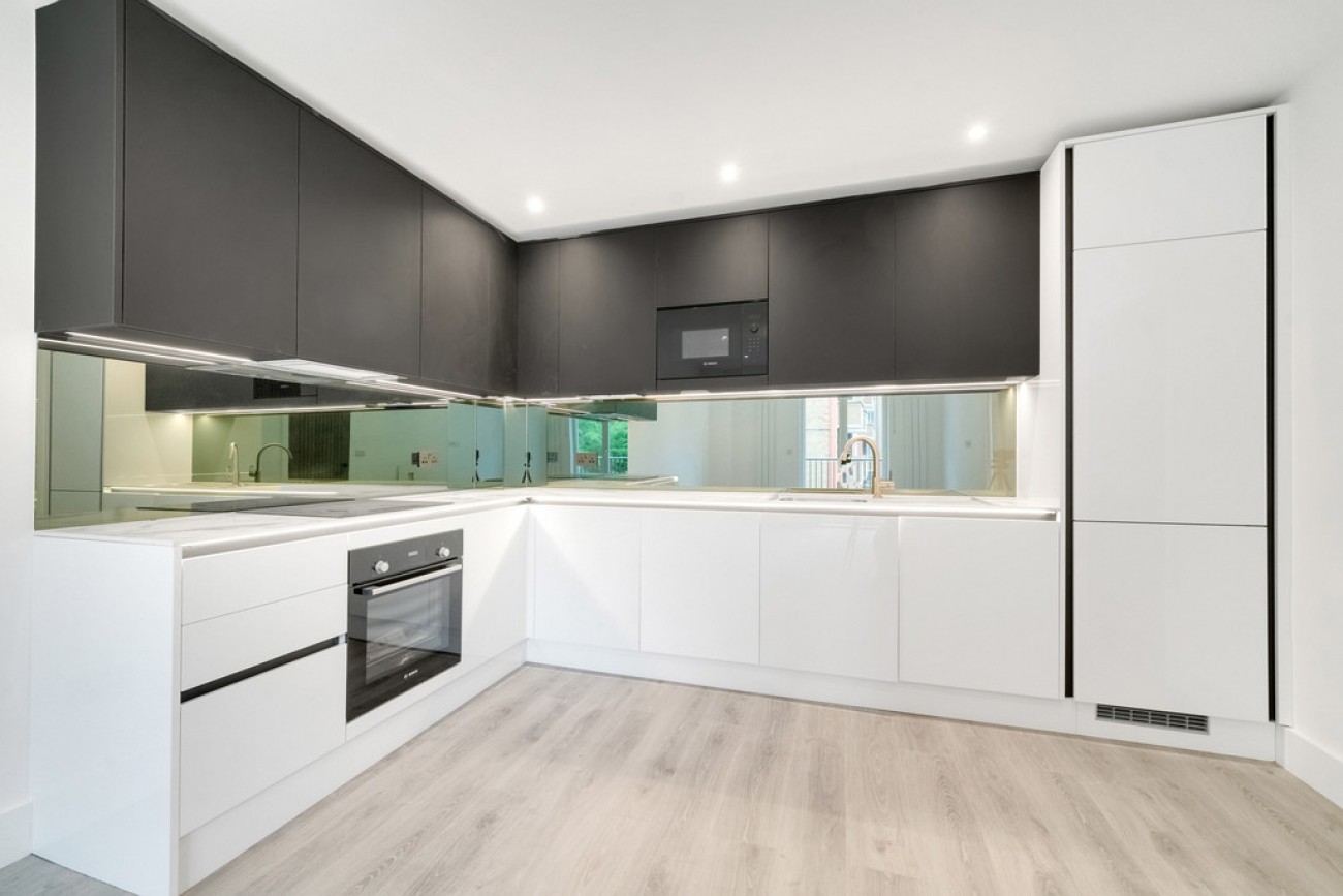 Images for Sidney Street, Whitechapel, London EAID:6a0eb5e1f7ec2ab39e5f31507930d009 BID:1
