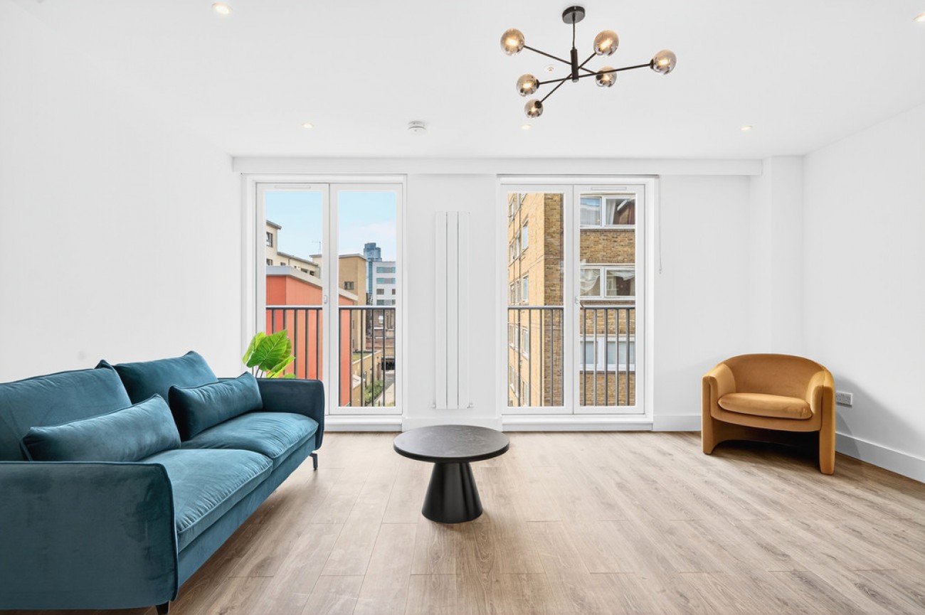 Images for Sidney Street, Whitechapel, London EAID:6a0eb5e1f7ec2ab39e5f31507930d009 BID:1