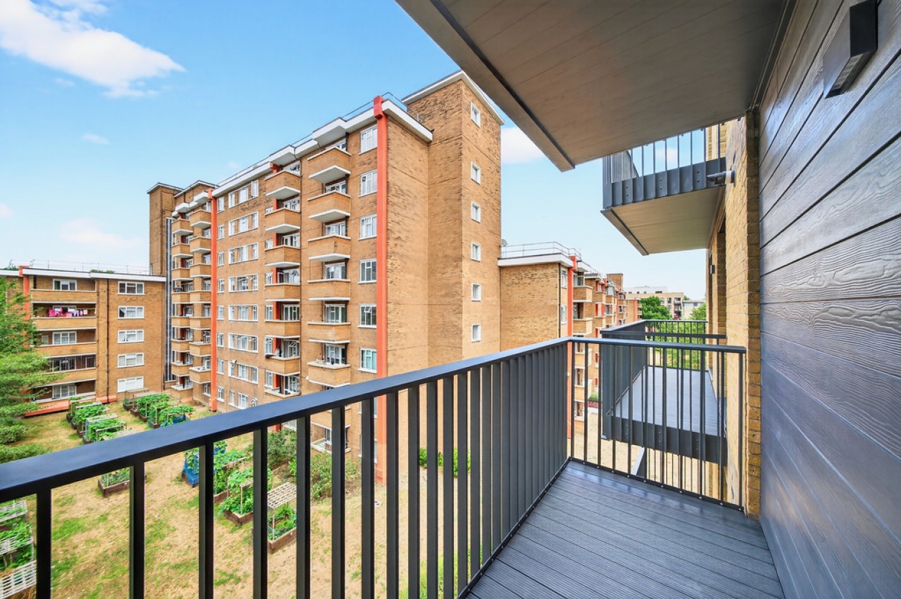 Images for Sidney Street, Whitechapel, London EAID:6a0eb5e1f7ec2ab39e5f31507930d009 BID:1