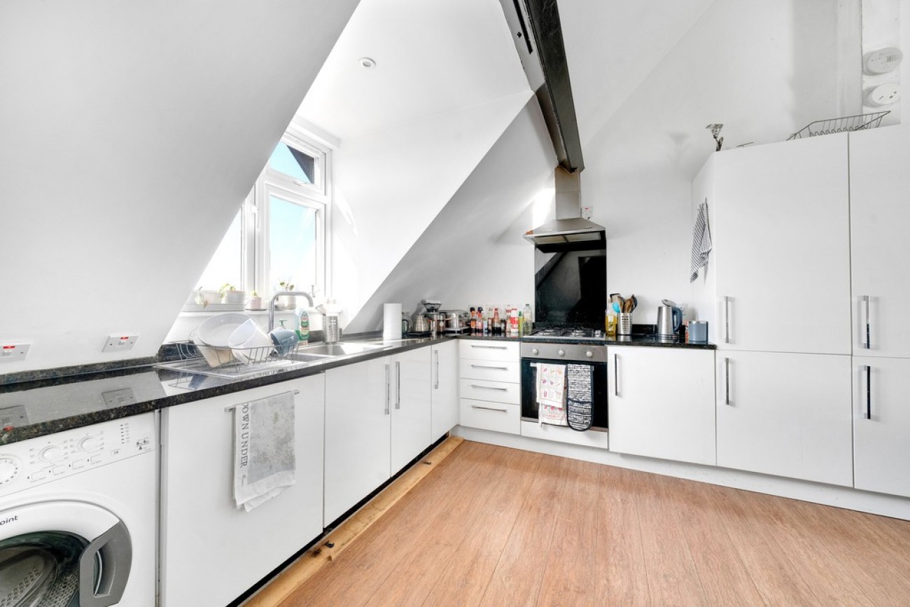Images for Whipps Cross Road, London EAID:6a0eb5e1f7ec2ab39e5f31507930d009 BID:2