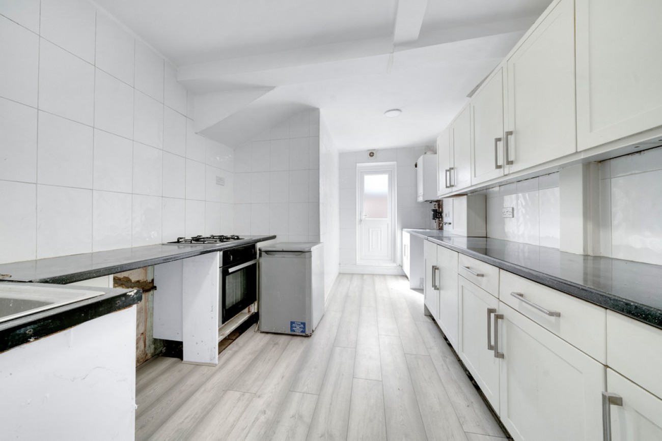 Images for Barking Road, London, E6 EAID:6a0eb5e1f7ec2ab39e5f31507930d009 BID:1