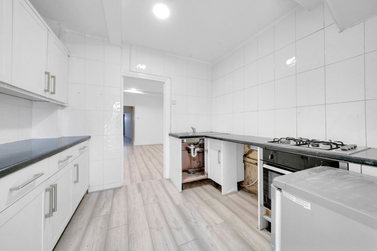 Images for Barking Road, London, E6 EAID:6a0eb5e1f7ec2ab39e5f31507930d009 BID:1