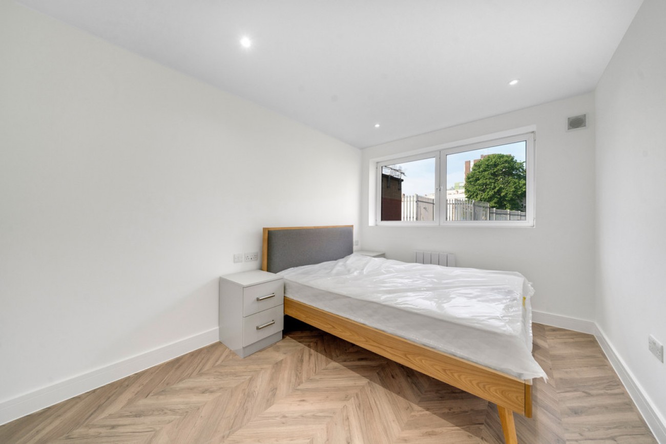Images for Hessel Street, London EAID:6a0eb5e1f7ec2ab39e5f31507930d009 BID:1