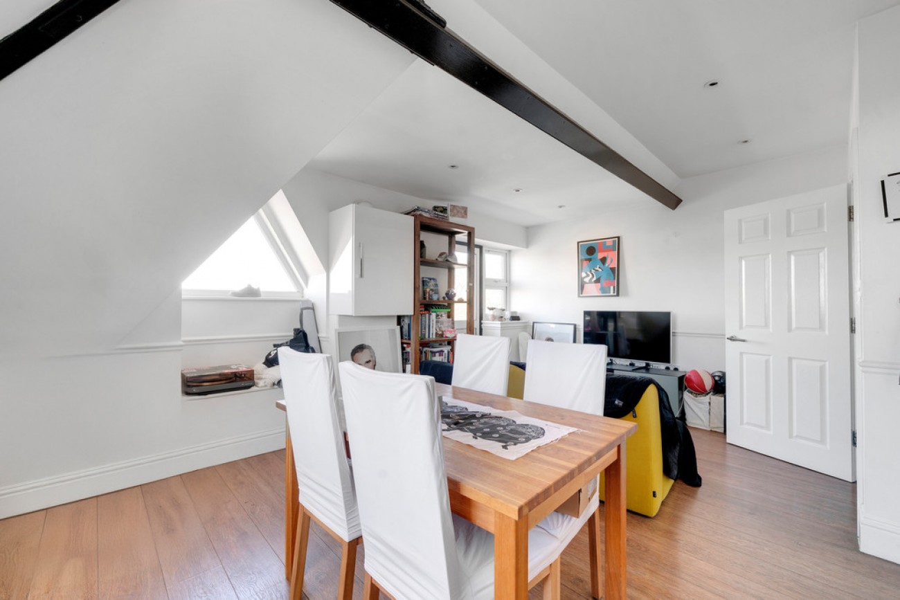 Images for Whipps Cross Road, London, E11 EAID:6a0eb5e1f7ec2ab39e5f31507930d009 BID:1
