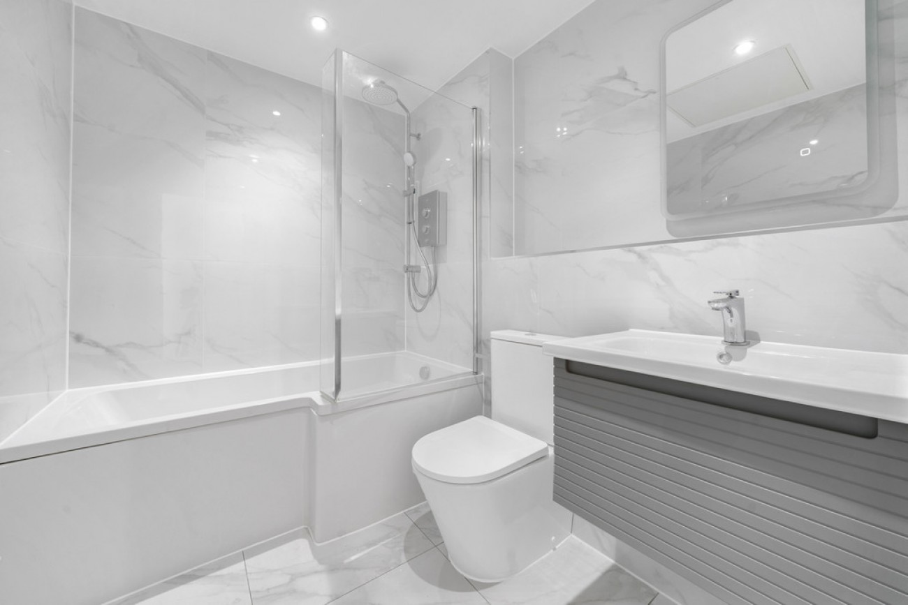 Images for Hessel Street, London EAID:6a0eb5e1f7ec2ab39e5f31507930d009 BID:1
