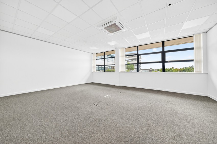 Images for Unit 7 Astra Centre