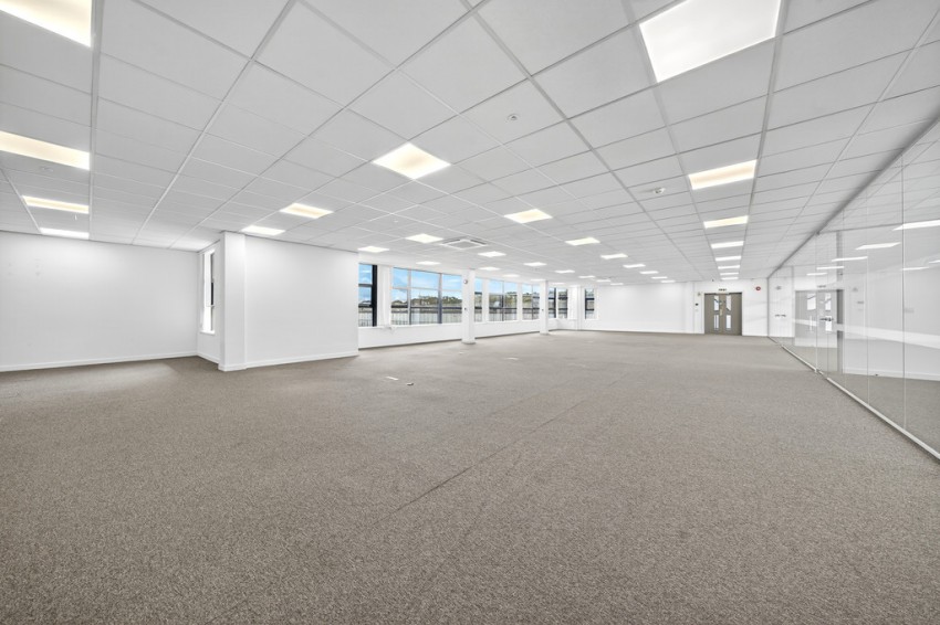 Images for Unit 7 Astra Centre